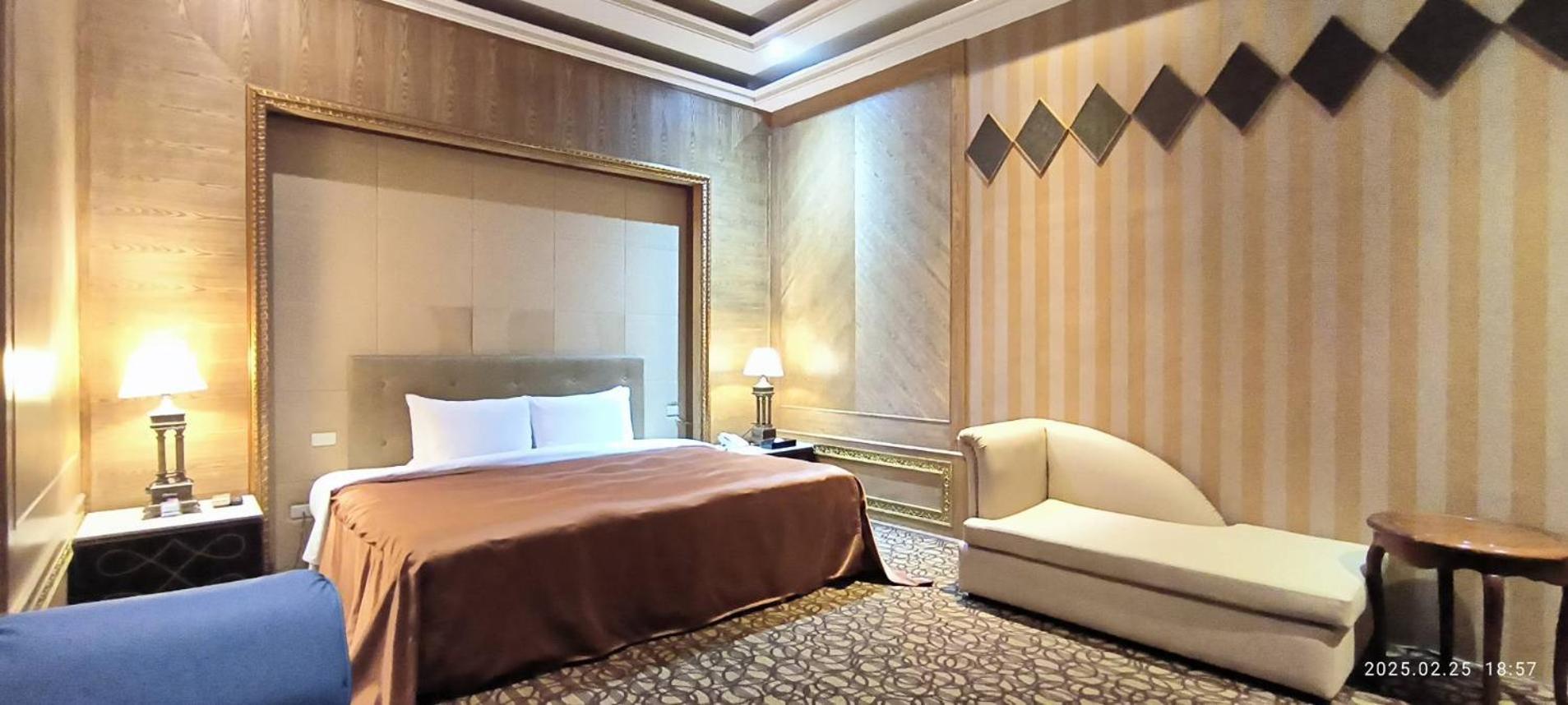 Shantis Motel Kota Chiayi Bagian luar foto