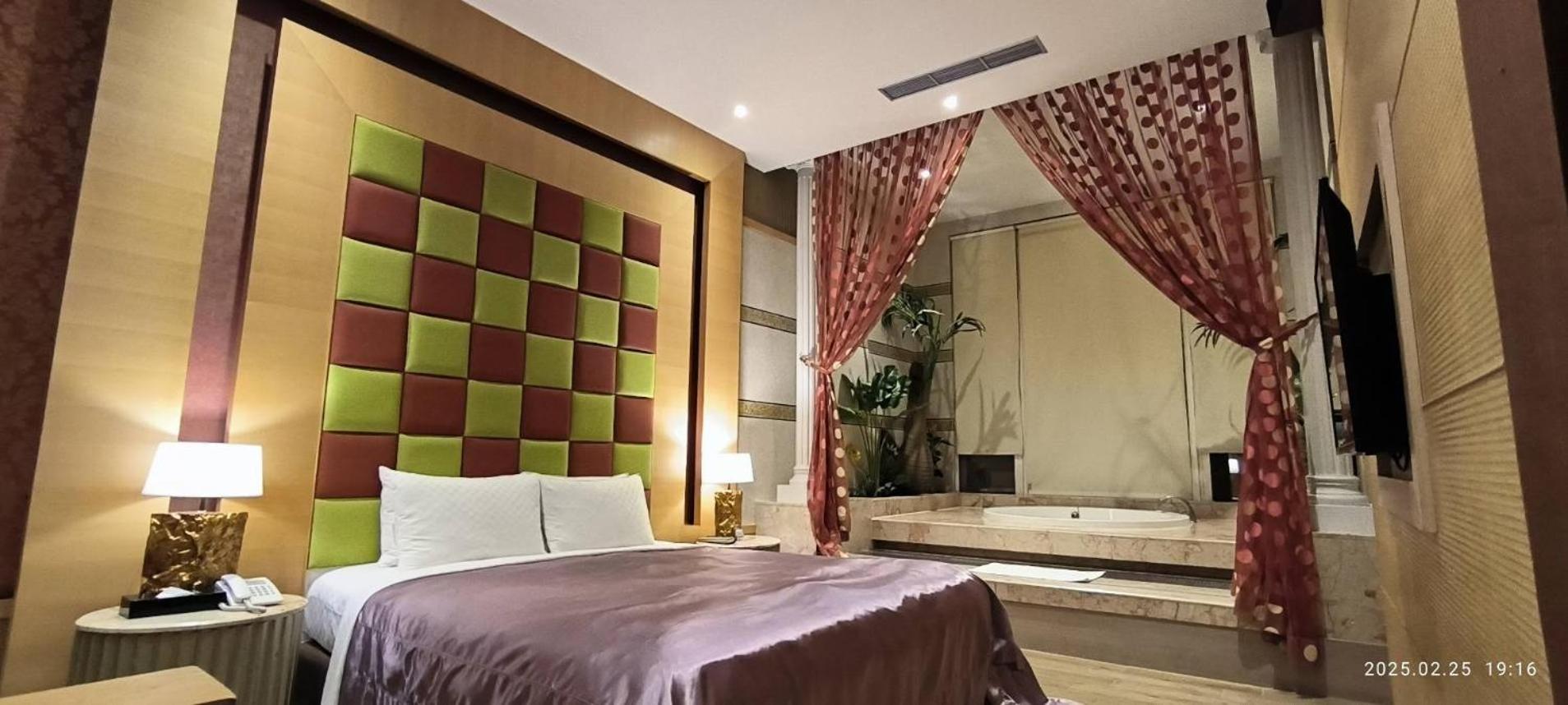 Shantis Motel Kota Chiayi Bagian luar foto