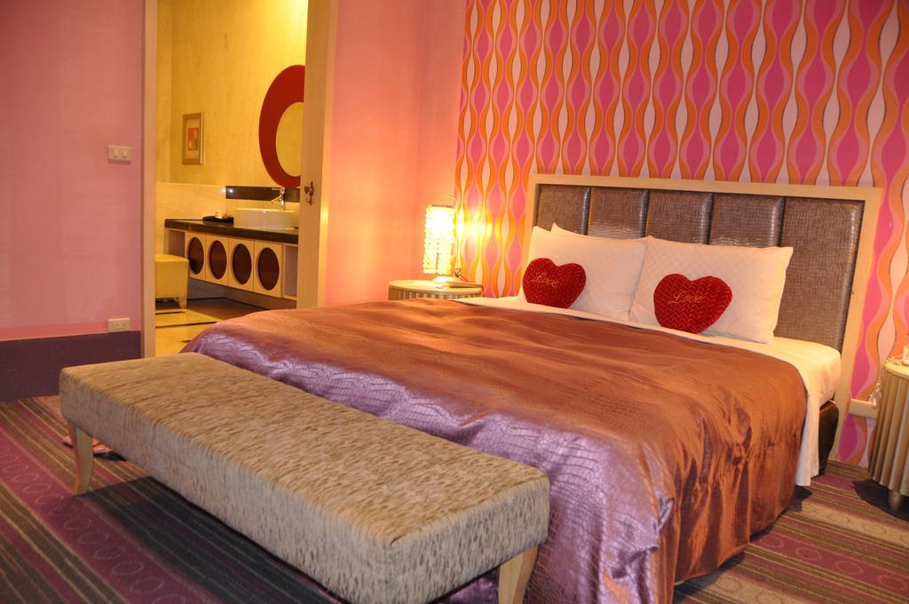 Shantis Motel Kota Chiayi Bagian luar foto